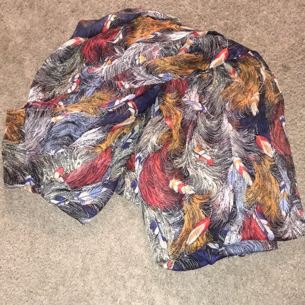 Feather Design Shear Infinity Scarf
